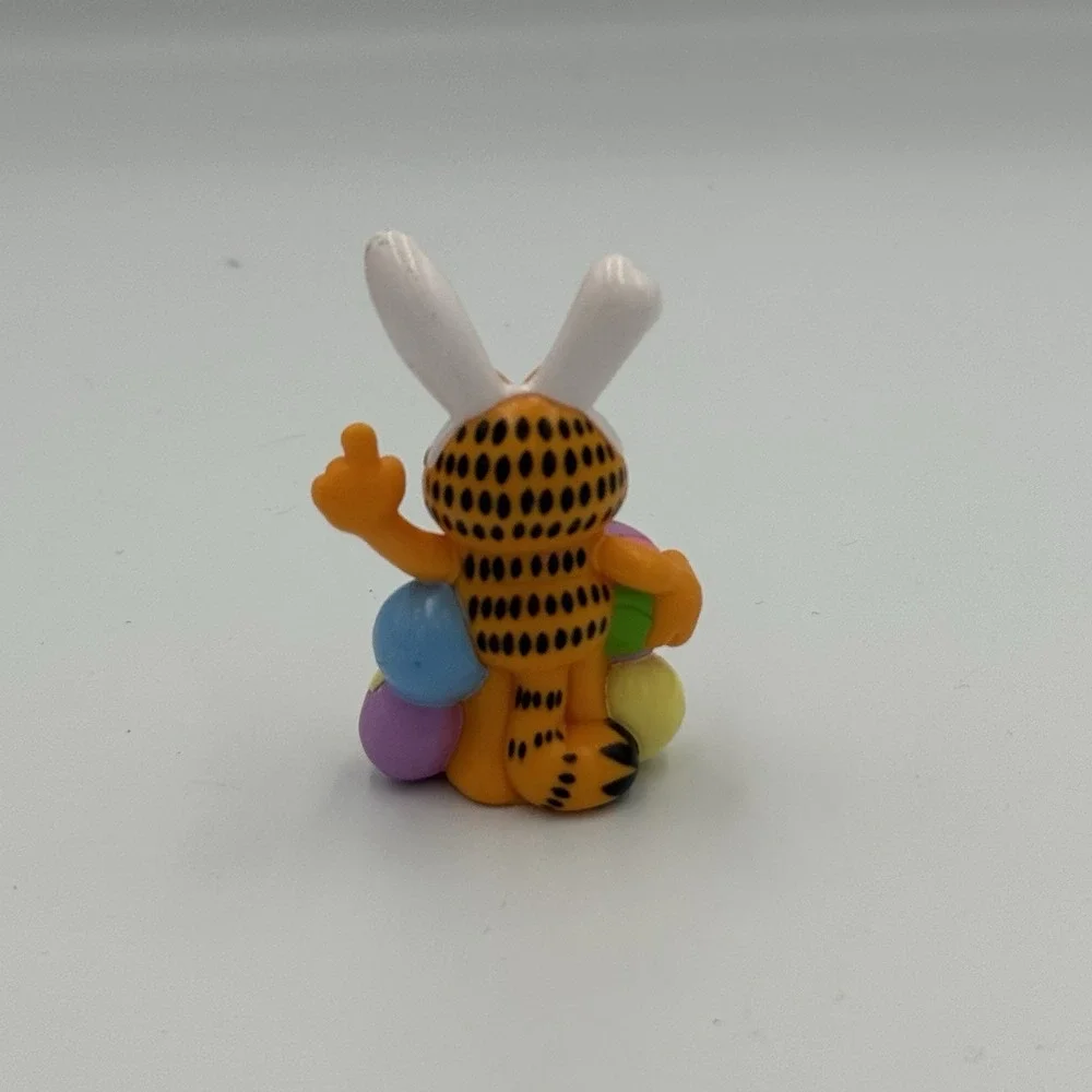 Vintage 1980s Garfield Easter Bunny Figurine PVC PAWS United Feature Eggs 2.5